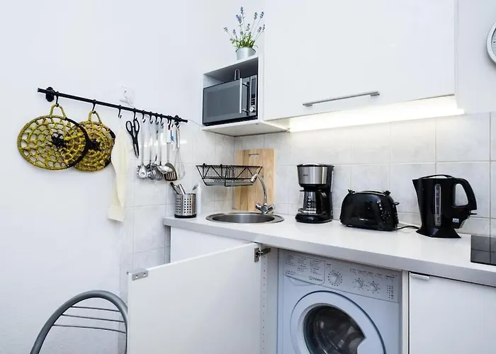 Comfortable 2-room For Rest & Work P-berg *