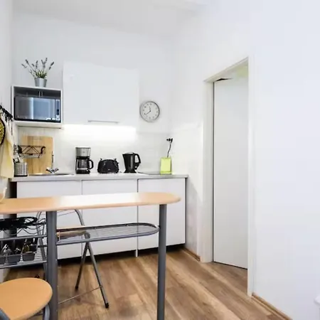 Comfortable 2-room For Rest & Work P-berg Апартаменты