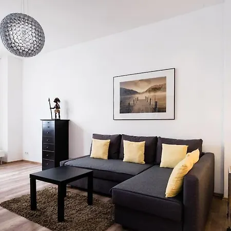 Comfortable 2-room For Rest & Work P-berg Берлин