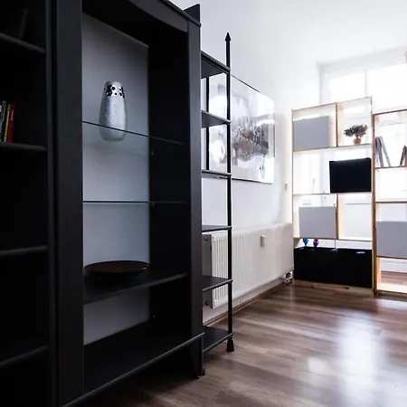 Comfortable 2-room For Rest & Work P-berg アパート *