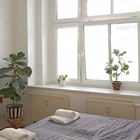 Comfortable 2-room For Rest & Work P-berg Lejlighed *