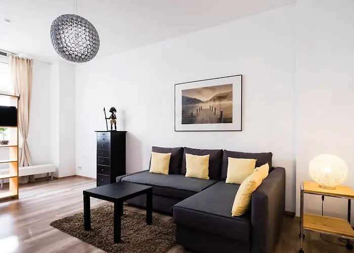 Comfortable 2-room For Rest & Work P-berg Βερολίνο