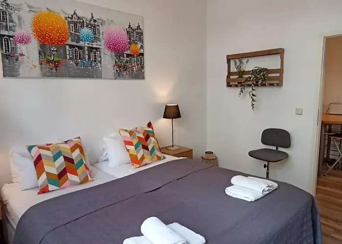 Comfortable 2-room For Rest & Work P-berg *