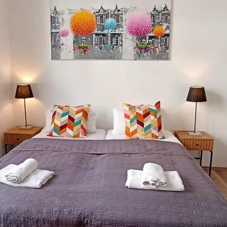 Comfortable 2-room For Rest & Work P-berg * 柏林